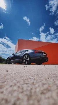 Audi e-tron GT roadside Stock Photos
