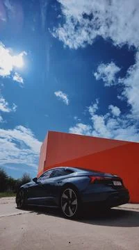 Audi e-tron GT roadside Stock Photos