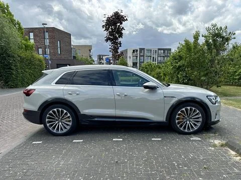 Audi Q8 e-tron Stock Photos
