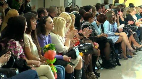 Audience Applauded 2 Stock Footage 37606799