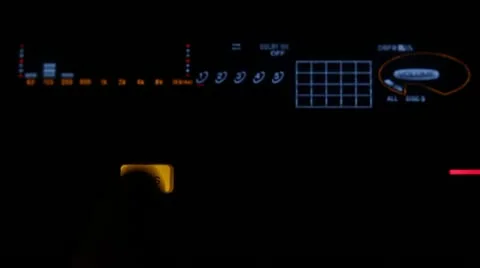 Audio display eq styles buttons being pushed Vidéo 19017683