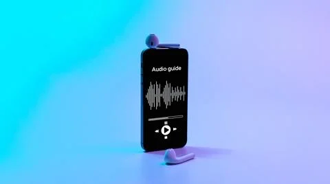 Audio guide online app on digital mobile smartphone screen with music headpho Foto stock