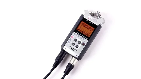 Audio Recorder -Plug in XLR Cable Vídeo Stock 77433104