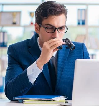 Auditor looking for errors in the financial statements 스톡 사진