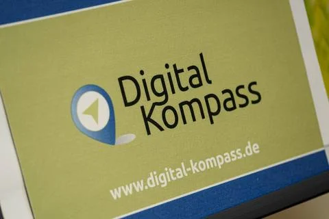 Auftaktveranstaltung DigitalPakt Alter Symbolbild, Digital Kompass Berlin ... Stock Photos