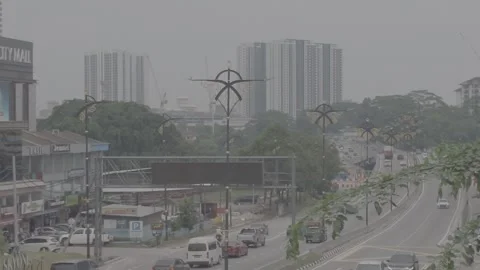AUG 16.2026.MALAYSIA.Overhead view of a multi-lane urban expressway Stock-Footage 344011187