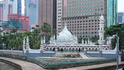 AUG 4.2026.MALAYSIA.The  Sultan Abdul Samad Mosque. Video stock 341669262