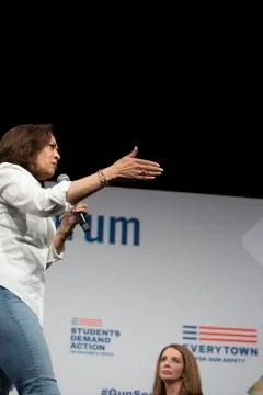 AUGUST 10 2019: DES MOINES IOWA-POLITICIANS SPEAK AT GUN SAFETY FORUM Stock Photos