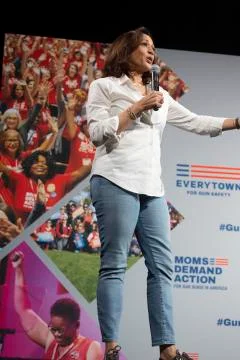 AUGUST 10 2019: DES MOINES IOWA-POLITICIANS SPEAK AT GUN SAFETY FORUM Stock Photos