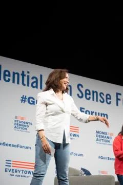 AUGUST 10 2019: DES MOINES IOWA-POLITICIANS SPEAK AT GUN SAFETY FORUM Stock Photos
