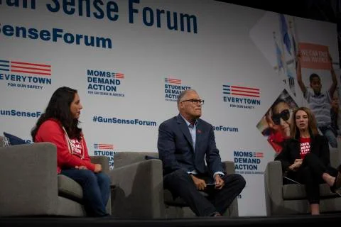 AUGUST 10 2019: DES MOINES IOWA-POLITICIANS SPEAK AT GUN SAFETY FORUM Stock Photos