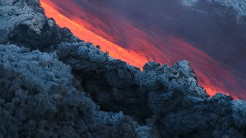 August 2025 Mount Etna Lava Flow New Effusive Vent on Southern Flank Stock-Footage 315413186