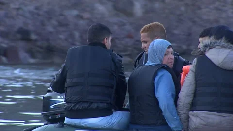 August 26, 2015 Bodrum Turkey. Syrian refugees fleeing from war trying to go out Stock-Footage 143722188