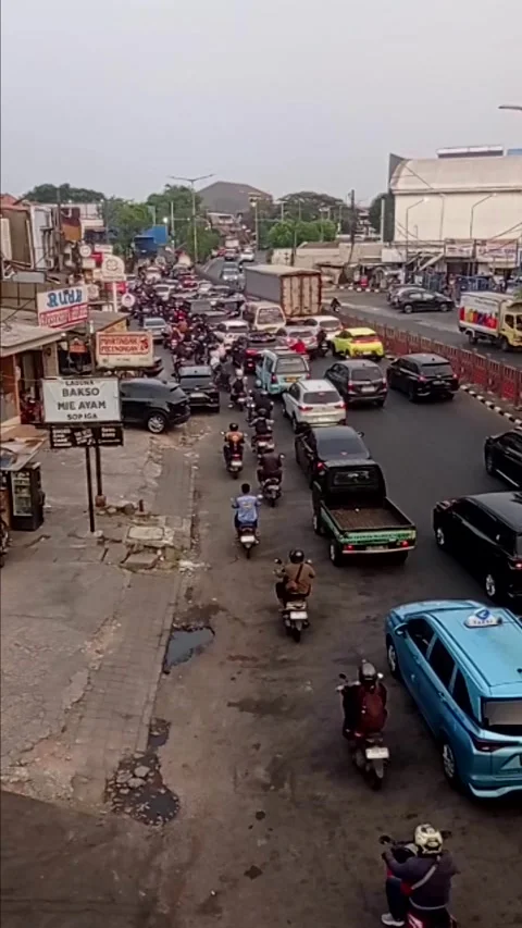 August 3, 2026. Traffic began to crawl as evening approached. Video stock 341314971