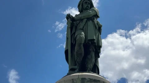 August 9, 2025 - Alise-Sainte-Reine, France - Vercingetorix statue at Alesia Stock Footage 338054622