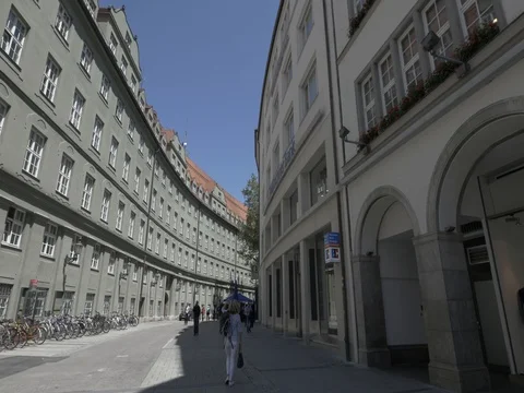 Augustiner strasse munchen in 4K 스톡 동영상 69487394