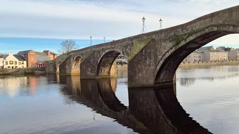 The Auld Brig, crossing the River Ayr, Ayr, Ayrshire, UK Stock Footage 293717702