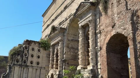 Aurelian Wall Gate in Rome – Ancient Roman City Entrance 動画素材 309877914