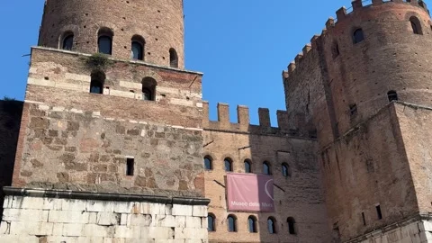 Aurelian Wall Gate in Rome – Ancient Roman City Entrance 動画素材 309877955