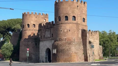 Aurelian Wall Gate in Rome – Ancient Roman City Entrance Stock-Footage 309877965