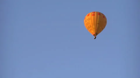 Australia balloon floating down Vídeo Stock 65767810