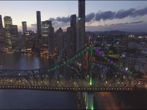 Australia Brisbane sunset at StoryBridge camera moving from right to left Stock Footage 72091353