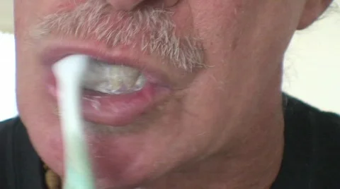 AUSTRALIA-CLEANING TEETH 2 Vidéo 840382