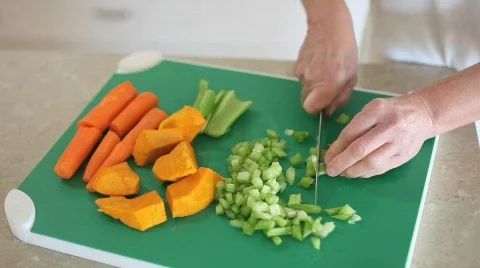 AUSTRALIA-VEGETABLES-CUT 1 Stock-Footage 843185