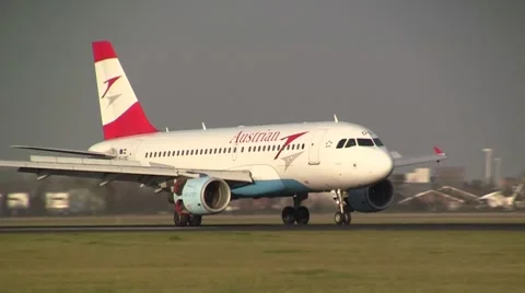 Austria plane landing Stock Footage 8925079