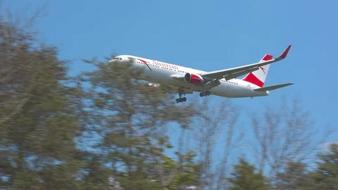 Austrian Airlines 767 Final Approach into Washington DC Dulles Airport Stock Footage 77582385