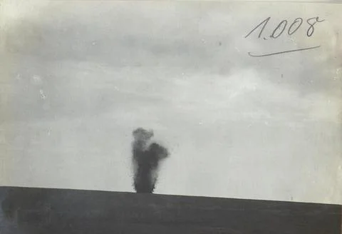 Austrian Museums, 17th-20th ct, Effect of 22 cm heavy throwing mine, explosive Stock Photos
