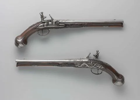 Austrian Museums, 17th-20th ct, Flight gun. Part of a couple. The lock plate is 스톡 사진