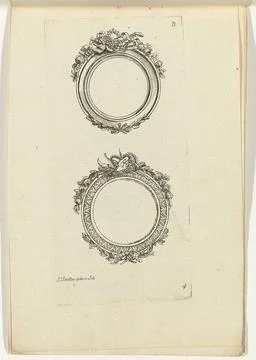 Austrian Museums, 17th-20th ct, Two circular picture frames; Iie. Cahier 写真素材