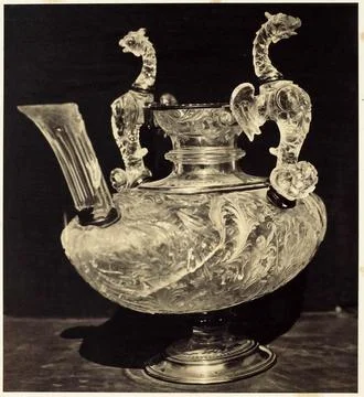 Austrian Museums, 17th-20th ct, Crystals engraved gift jug with animal handles, Photos