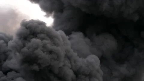 Authentic dense black smoke Vídeo Stock 145878204
