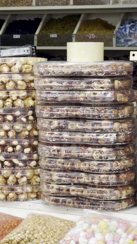 Authentic Islamic Souvenir and Date Shop Vídeo Stock 329362465