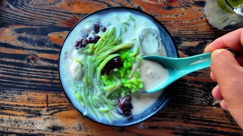 Authentic Malaysian Cendol Pulut Dessert Scene Stock Footage 327881925