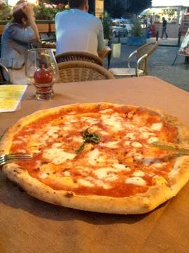 An authentic Neapolitan pizza Stock-Fotos