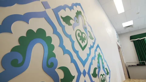 Authentic patterns adorn minimalist wall in music room Vídeo Stock 293308624