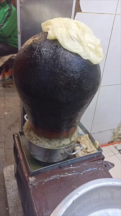 Authentic Trid Bread Making in the Ancient Medina of Fes, Morocco Stock Footage 334080388