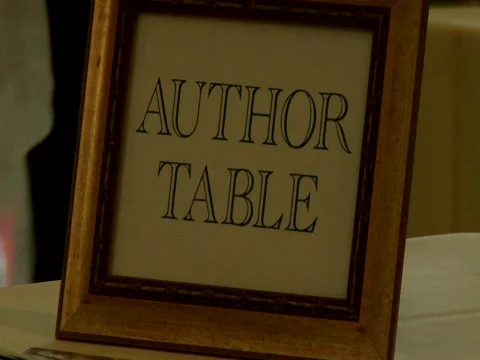Author Table Video stock 688538