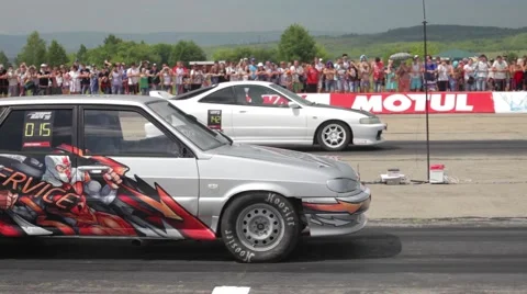 Auto arrival Stock Footage 66446377