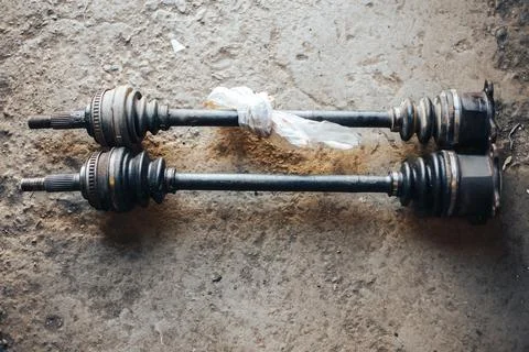 Auto engine in garage Stock-Fotos