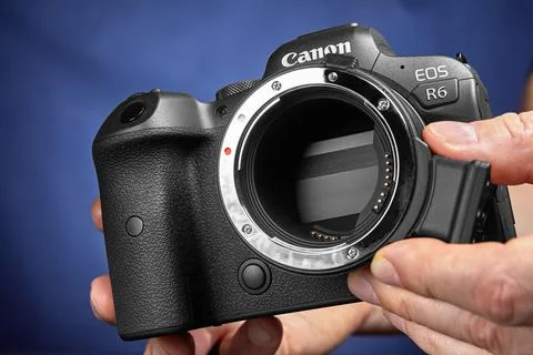 Auto focus mount adapter converter for EF lens to Canon EOS R6 mirrorless dig Foto stock