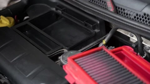 An auto mechanic is cleaning the engine compartment. car service. close-up. Видео 204879007