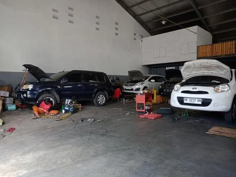 Auto repair Stock Photos