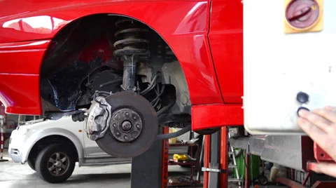 Auto repair shop, edited sequence Video stock 32723665