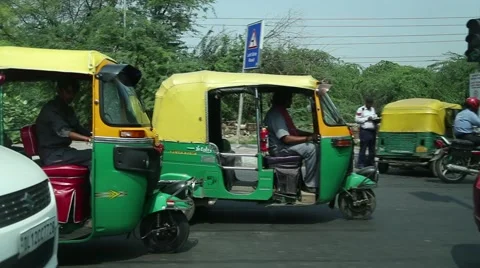 Auto rickshaws on Indian Highway Stock Footage 41415230