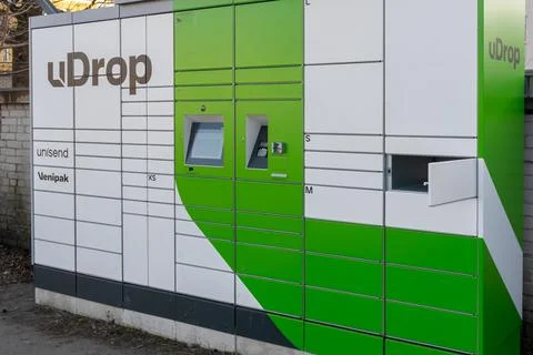 Automated parcel locker system Stock Photos