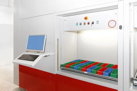Automated vertical storage Foto stock
